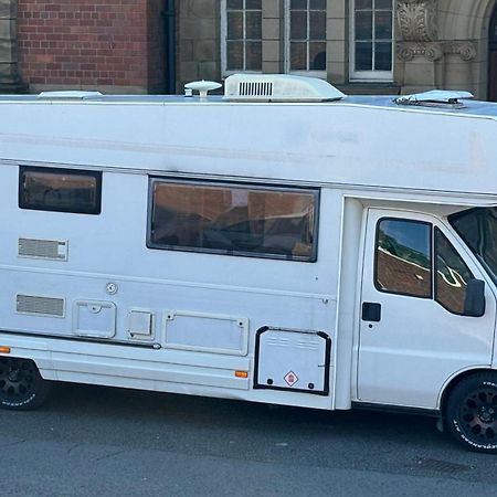 Cool Wheels On The Waterfront Hotel Liverpool Luaran gambar